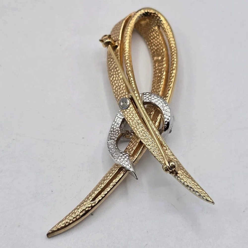 Vintage Boucher 9607 Gold Silver Tone Rhinestone Abstract Ribbon Bow Brooch Pin
